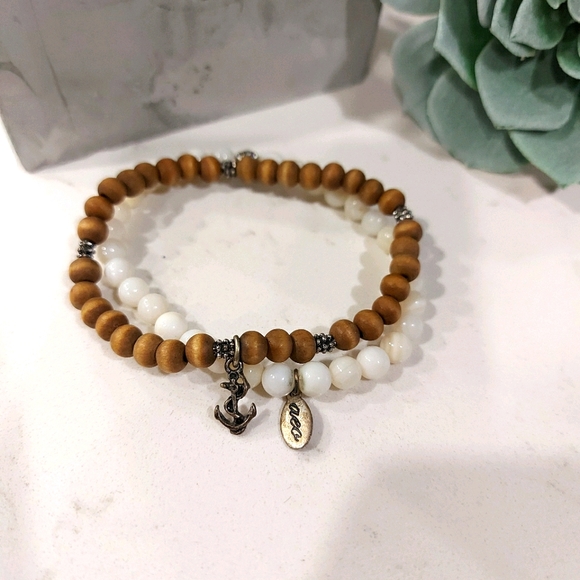 AEO Beaded Bracelets - Picture 3 of 3